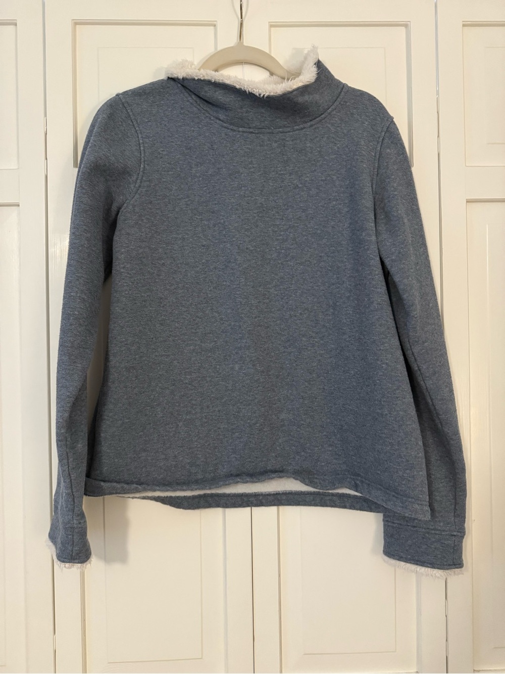 Orvis Cozy Women's Heather Blue Fleece-Trim Pullover Sweater